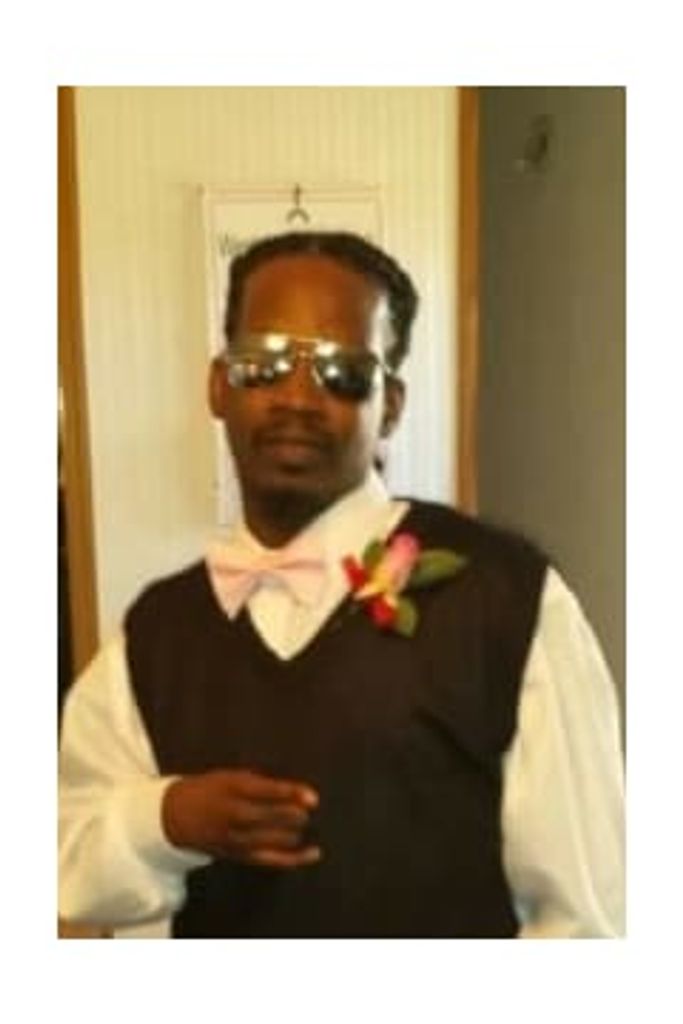 Mr. Matthew   Almacen