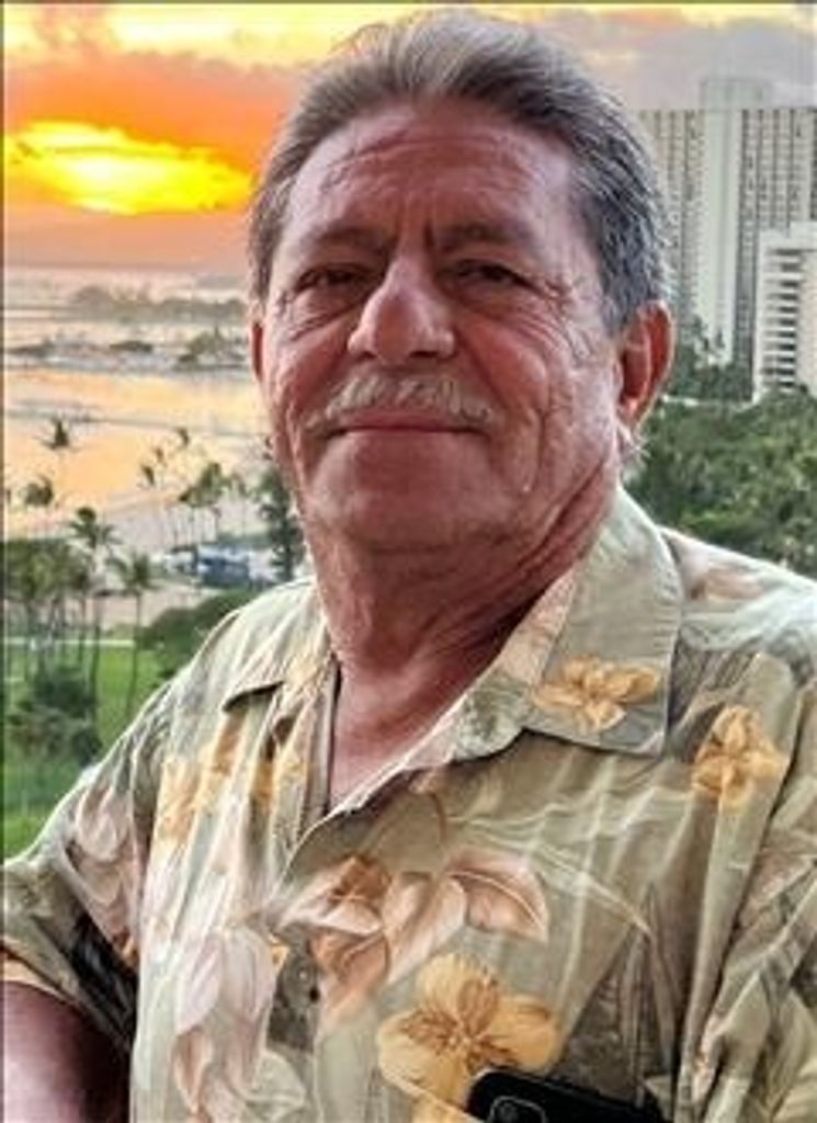 Roberto Quezada Bravo Profile Photo