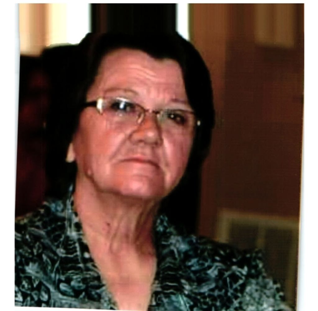 Susan Lewis Profile Photo