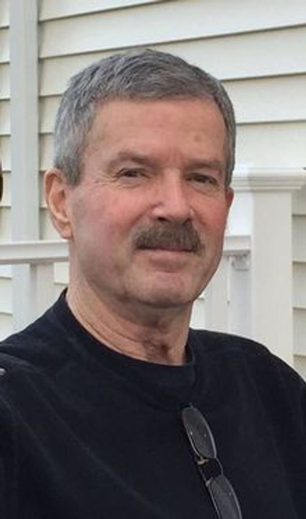 Christopher  G. Paquette