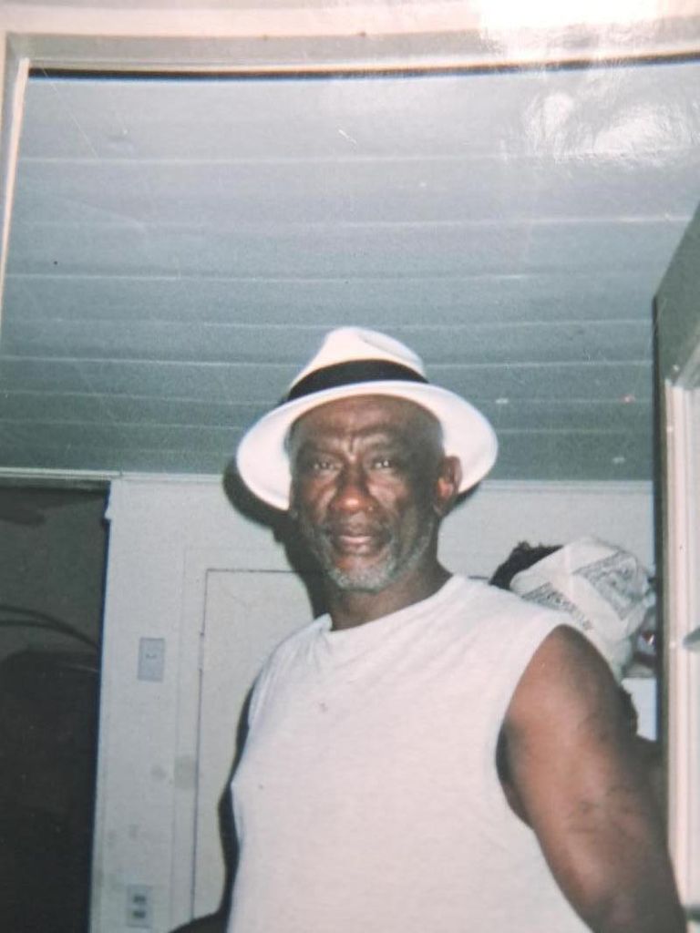 Earl Richardson Profile Photo