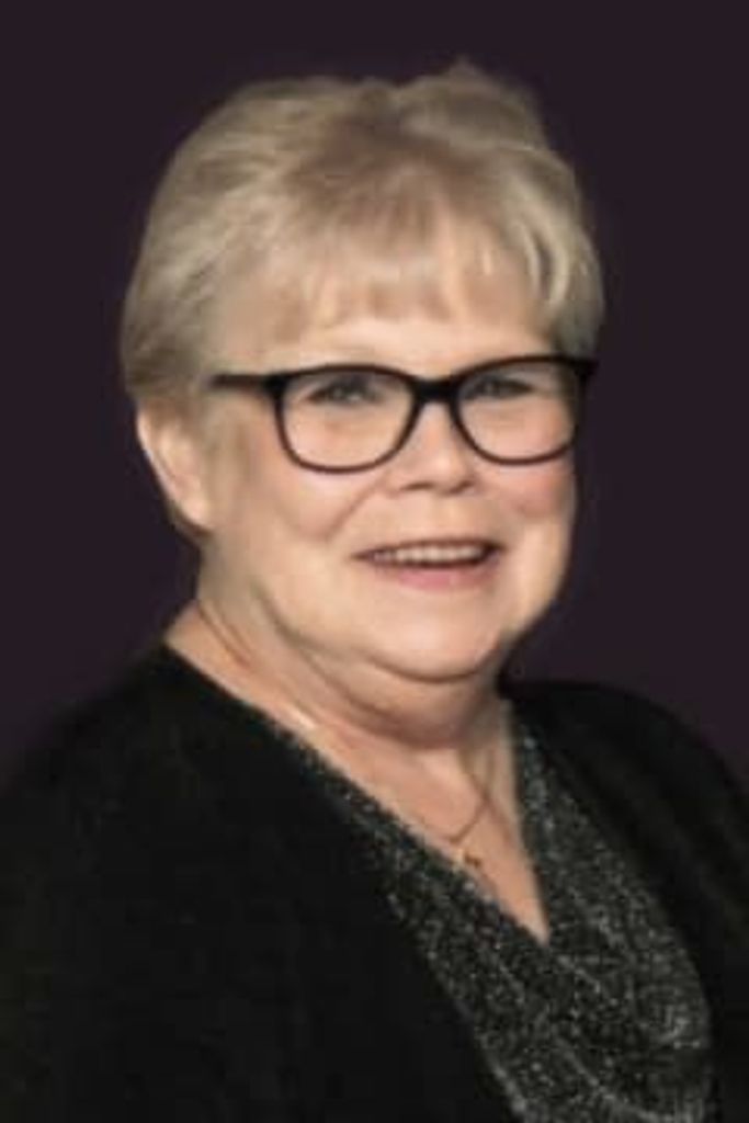 Dinah Lee Cooper
