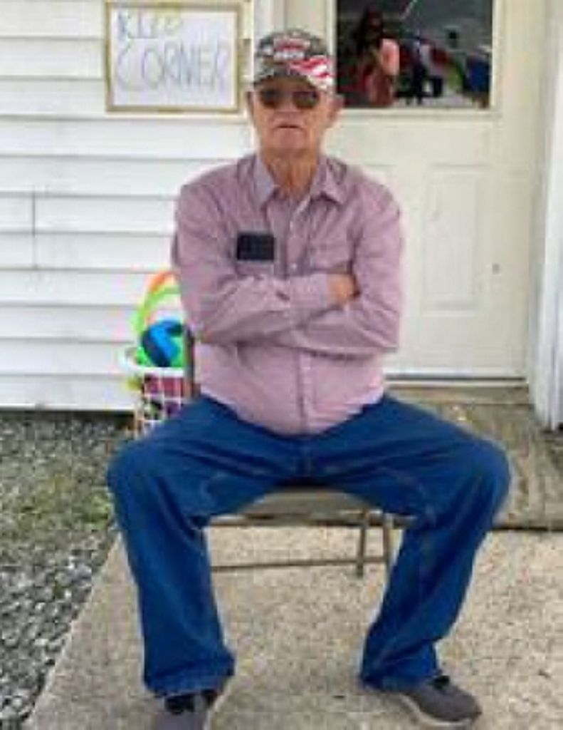 Robert Eugene Ward Profile Photo