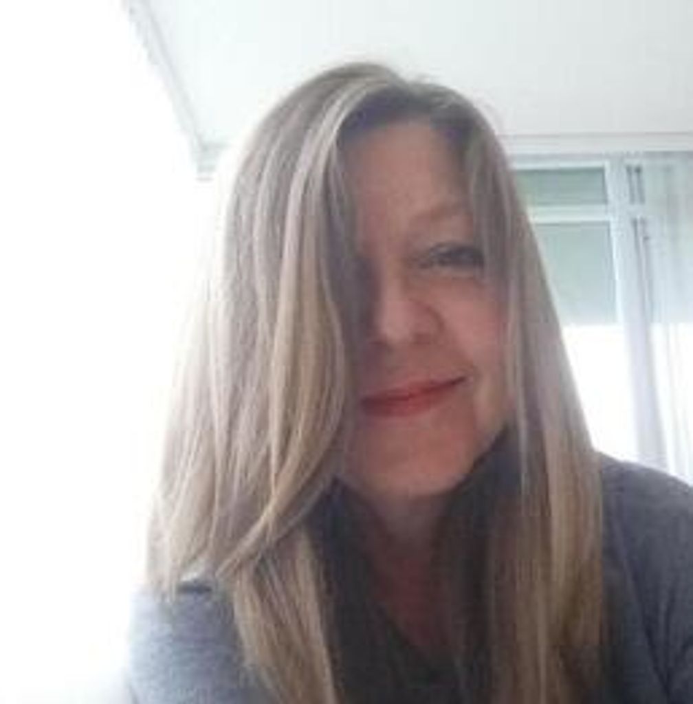 Hilary Edwards Profile Photo