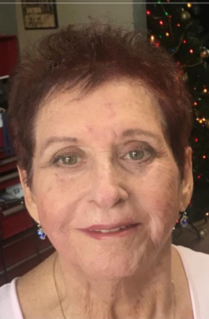 Wanda Bernita Thurbush