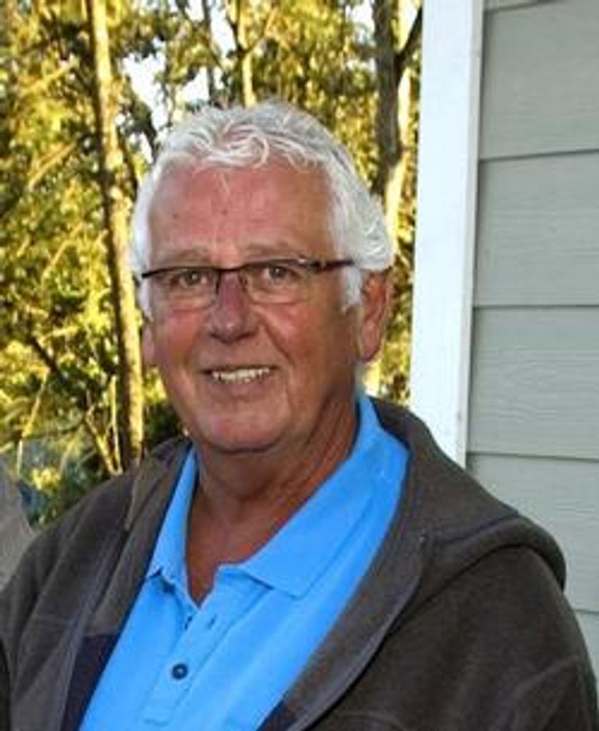 Kenneth "Ken" Michael Czettisch