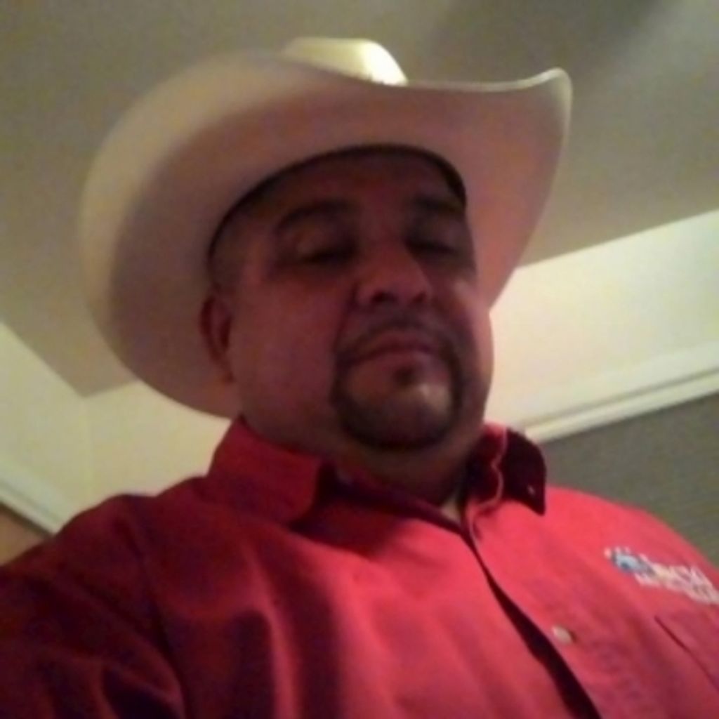 Sergio Flores Profile Photo