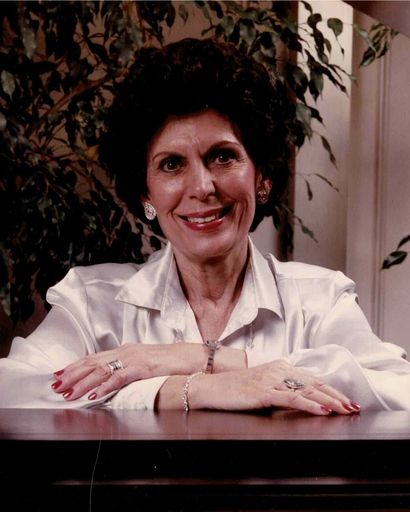 Narnie (Woddail) Roll's obituary image