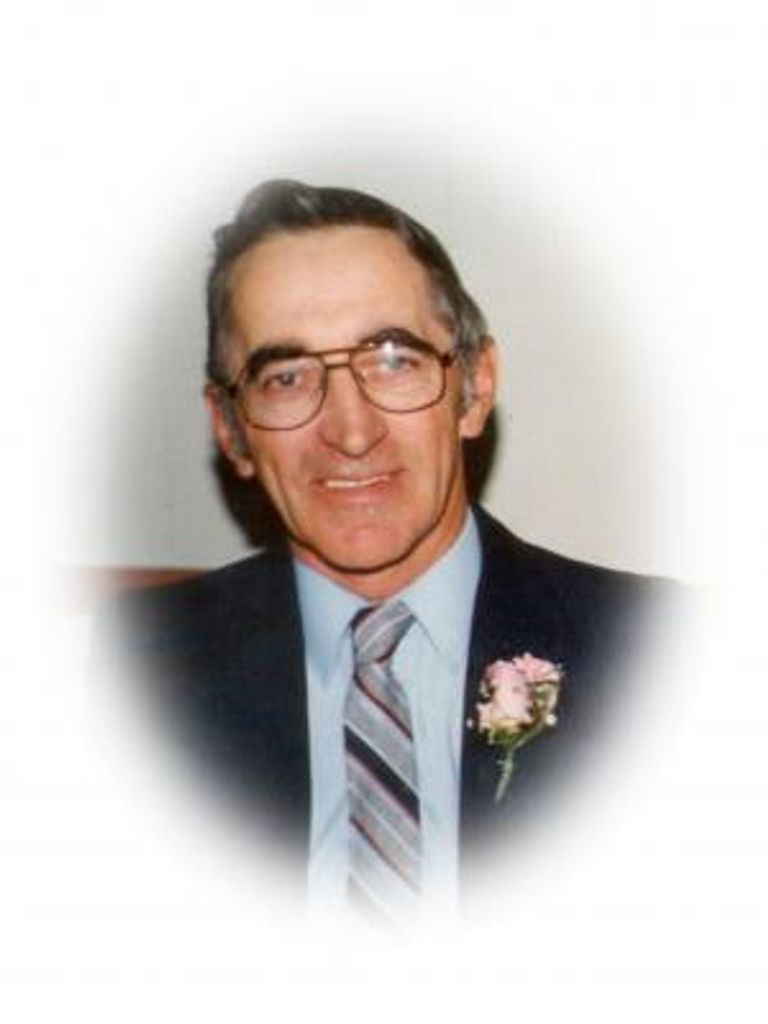 Gladwyn Wayne Savage Profile Photo