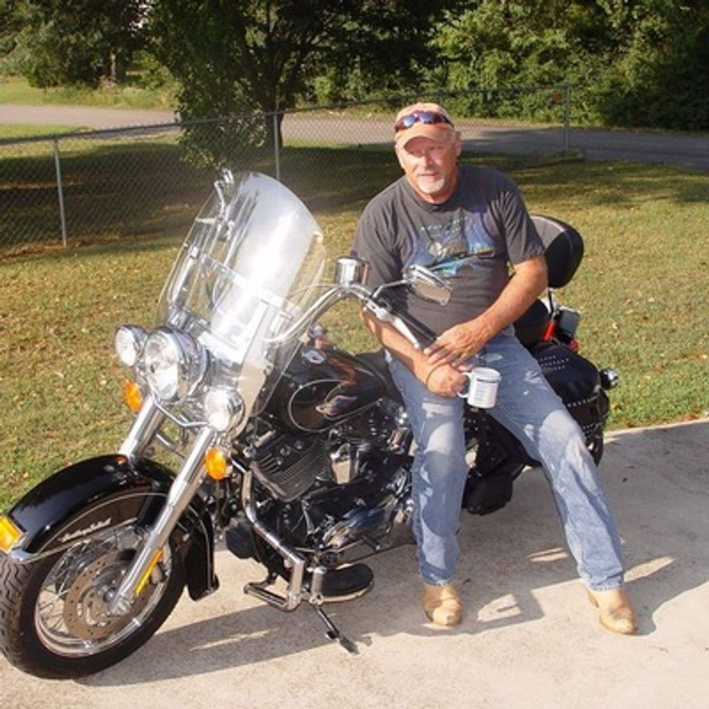 Phil Alexander Profile Photo