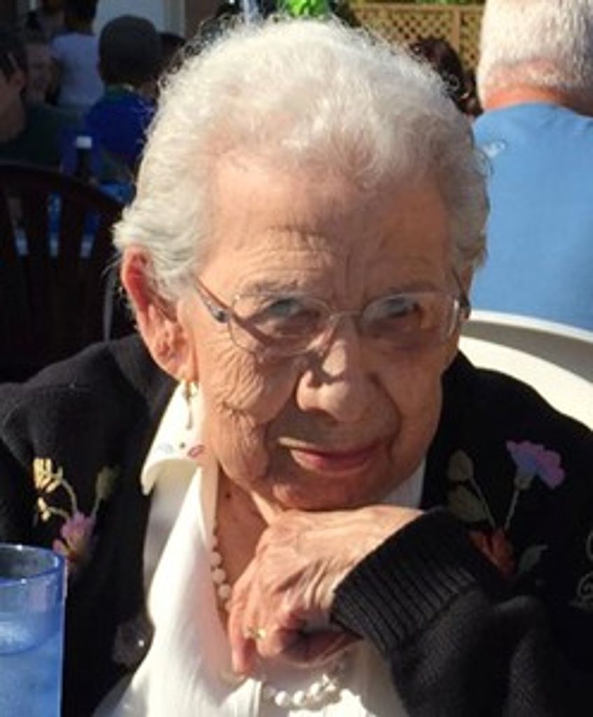 Gloria Martone (Diaz)