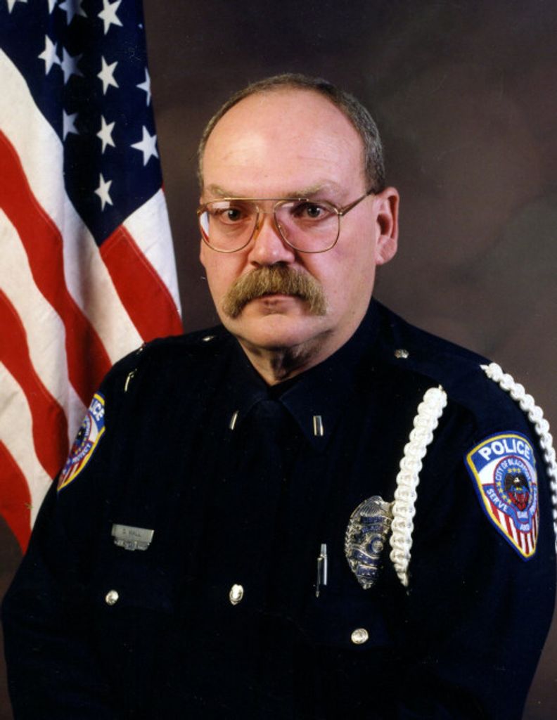 Dennis Leslie Hall Profile Photo