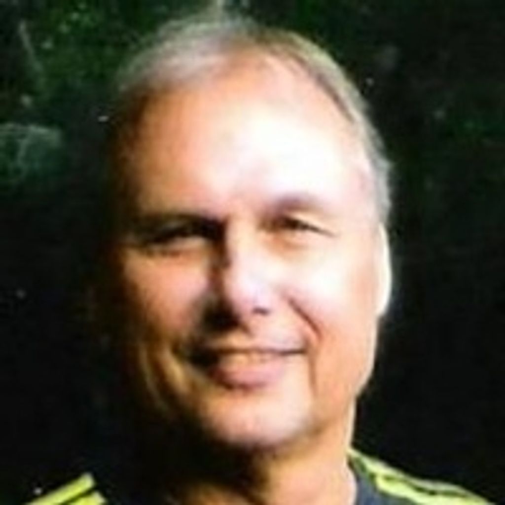 Daniel  J. Debernardi