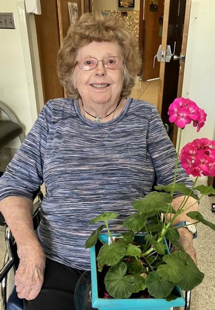 Rosemary J Lacroix Profile Photo