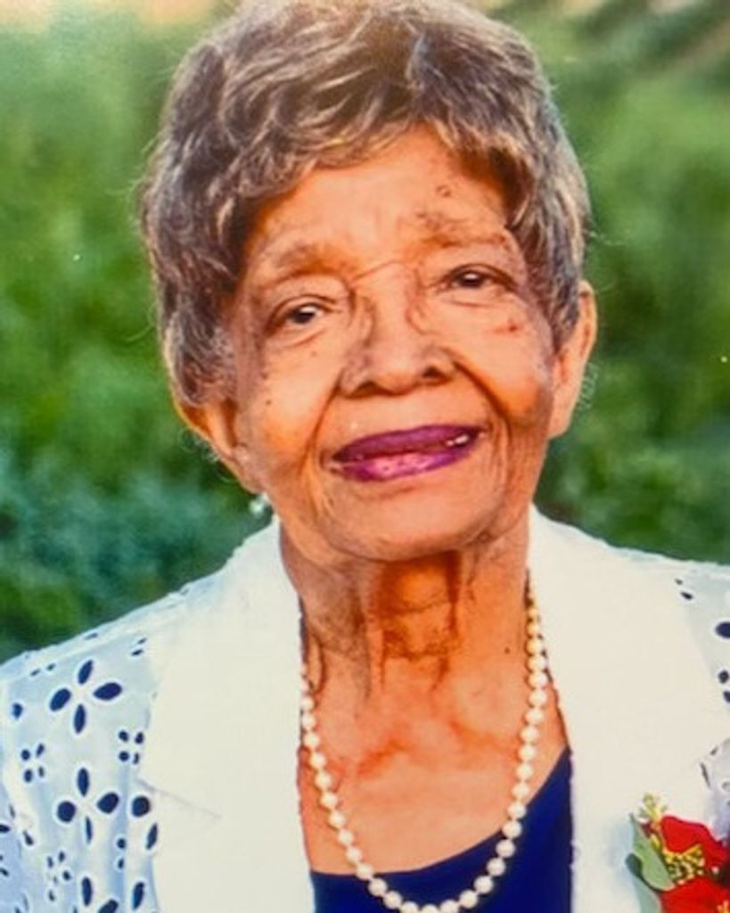 Alice Campbell Profile Photo