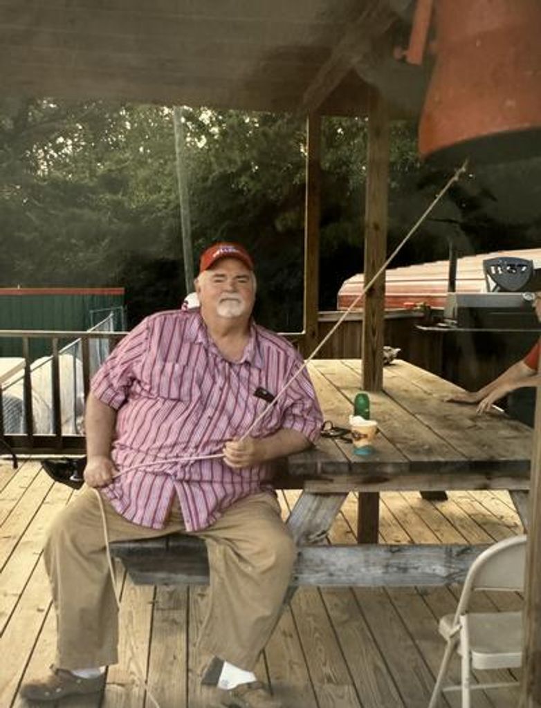 John Thomas "Tom" Reynolds Profile Photo