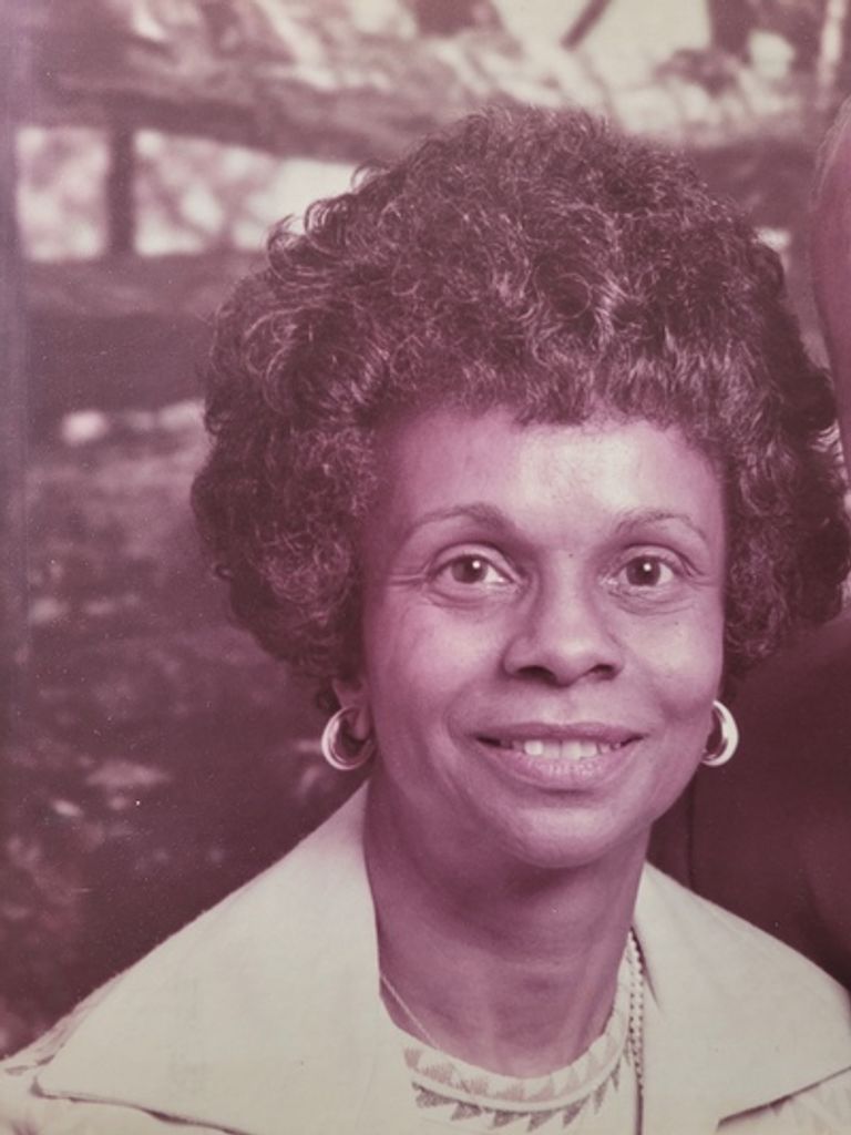 Elizabeth Pollard Profile Photo