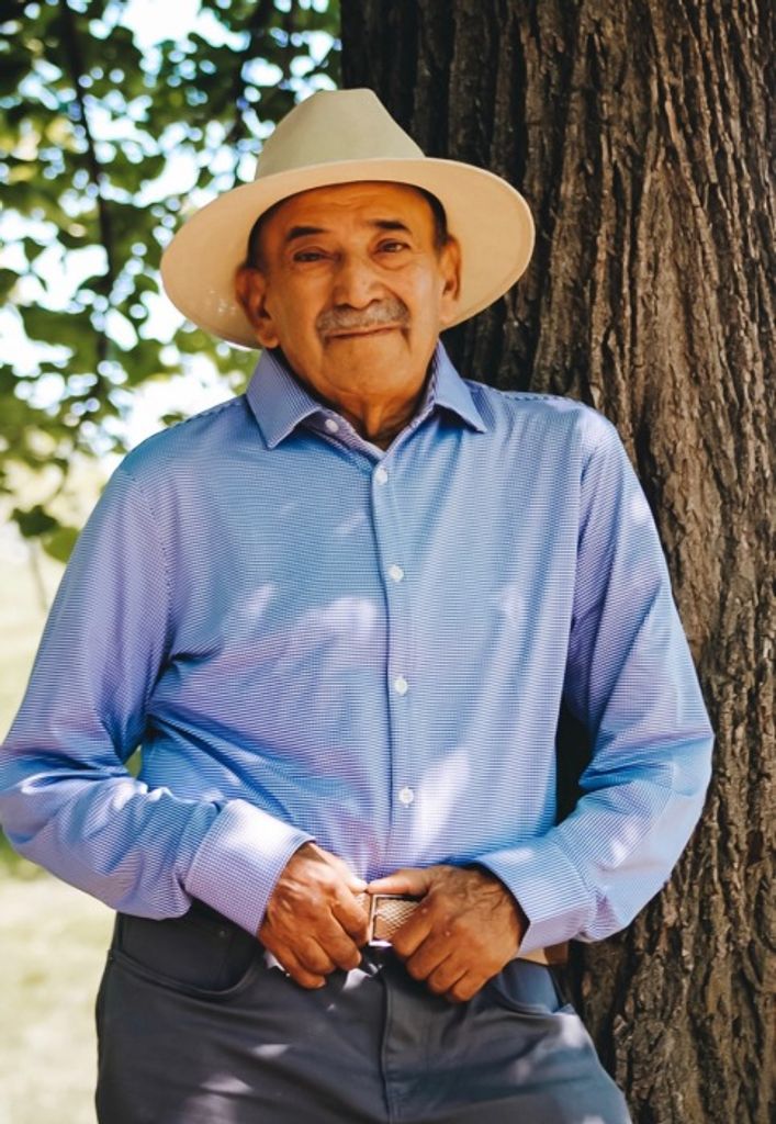 Eduardo Martinez Profile Photo