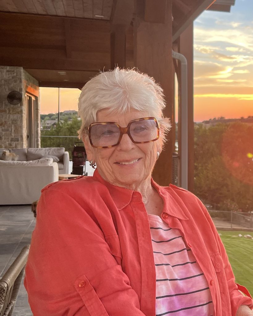 Sammie Lou Whitley Profile Photo