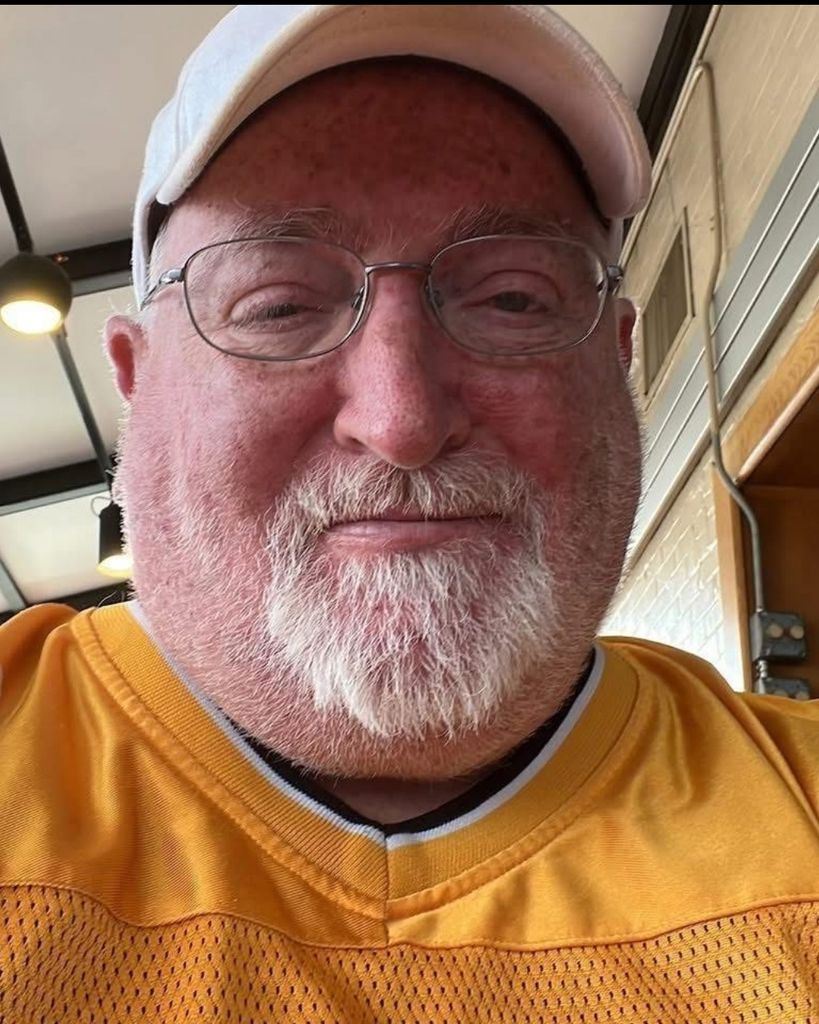 Johnny Elkins Profile Photo