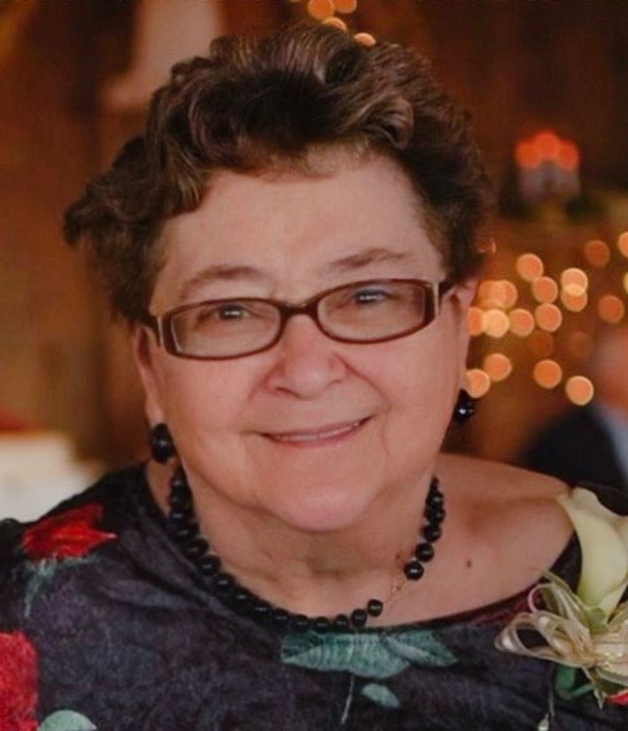 Eloise Evelyn Menard