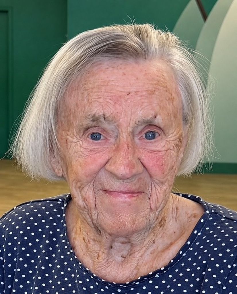 Hedvika "Heda" Sfiligoj Profile Photo