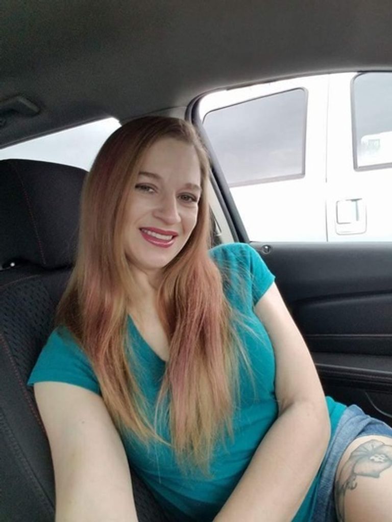 Leigh Kay Troha Profile Photo