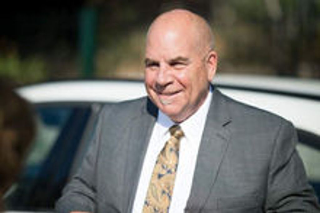 Kenneth  W. Macumber