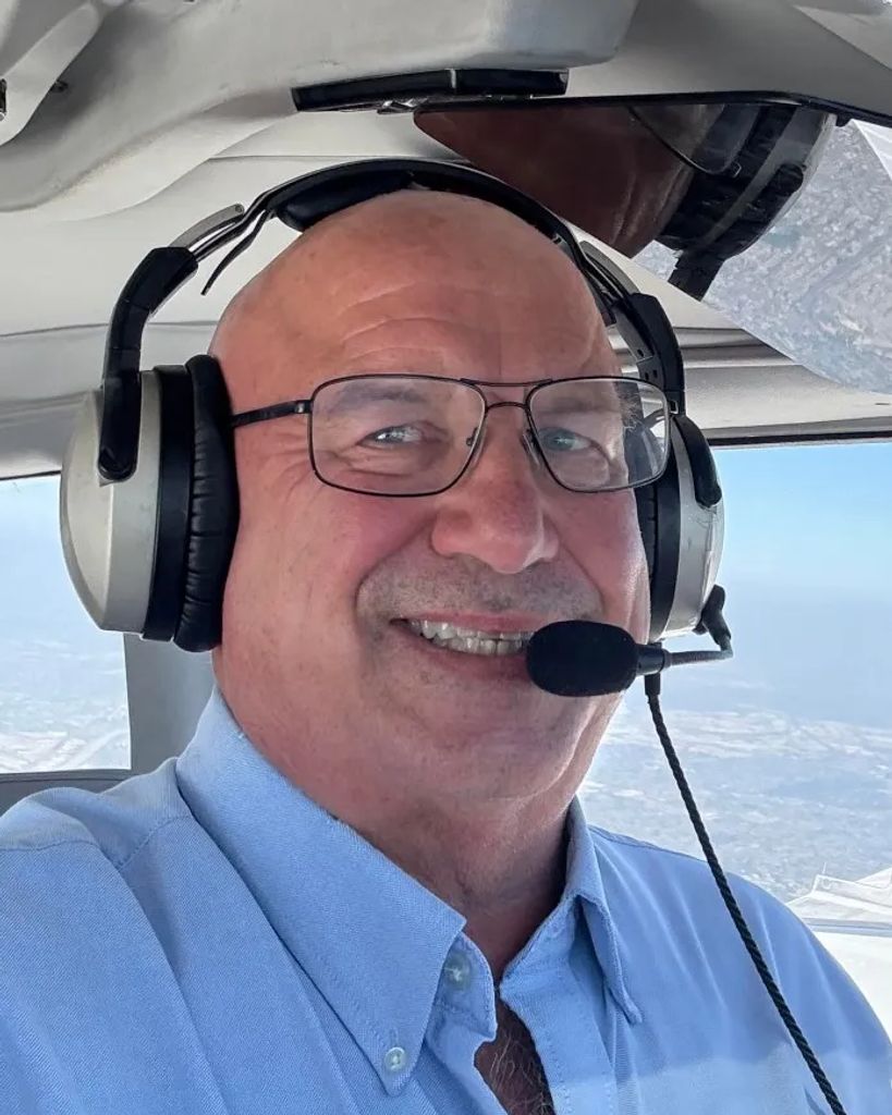Dean Froment Jones Profile Photo