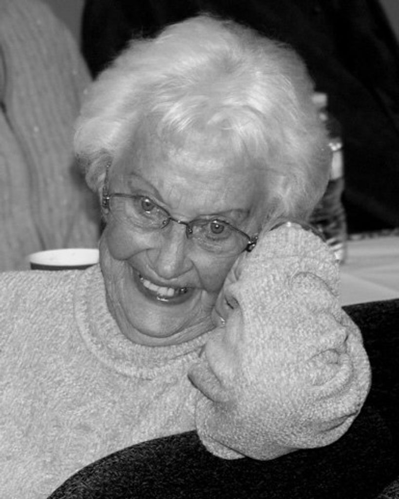 Elaine Saunders