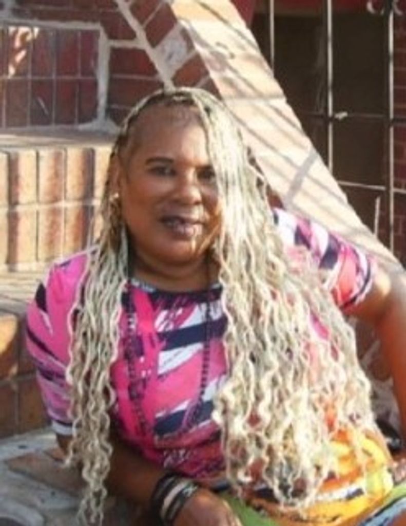 Carolyn Carter Profile Photo