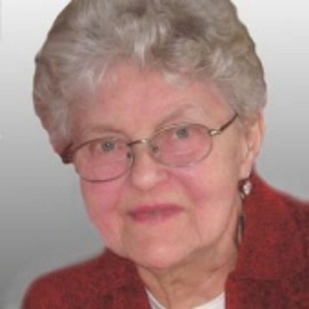 Gloria Anna Amanda Carlson