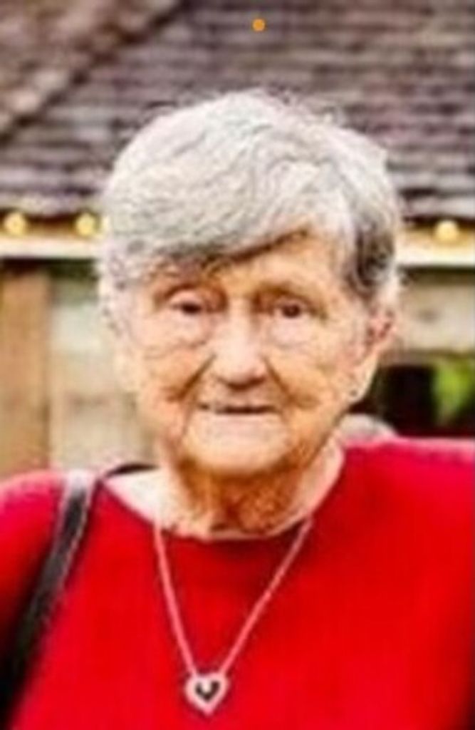 Charldine Bennett Profile Photo