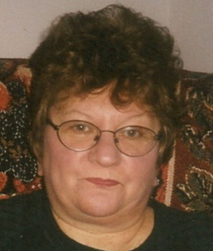 Joyce  Helen  Newton