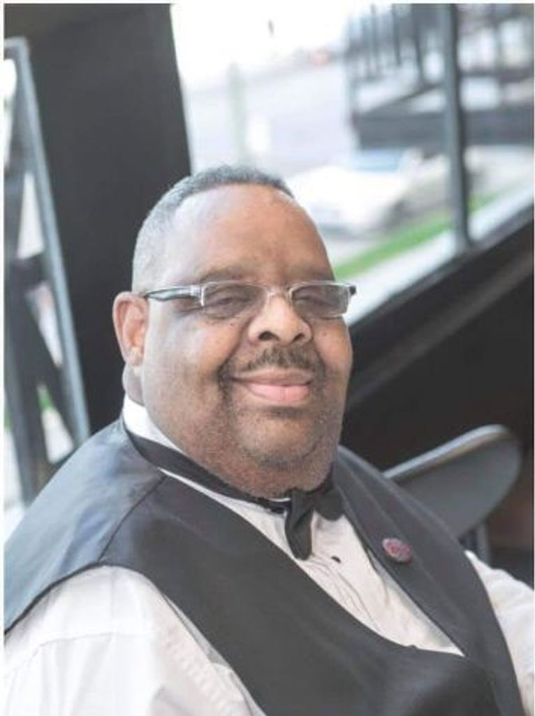Dwight Russell James