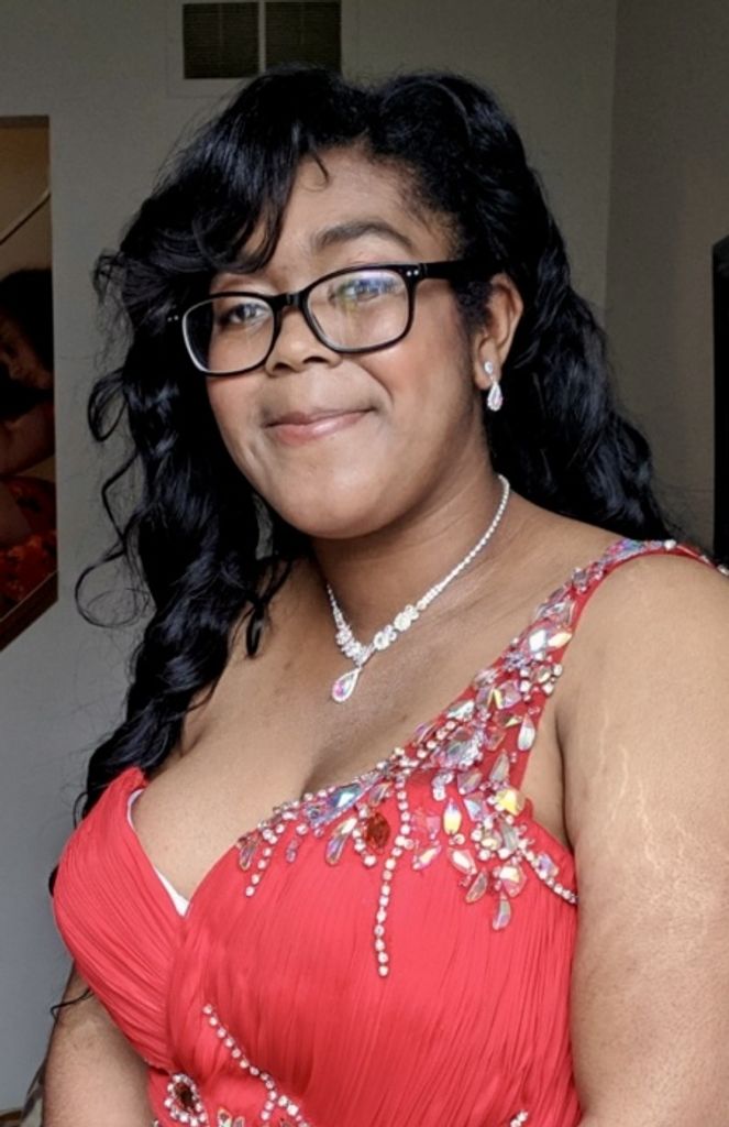 Destiny Laree Holmes Profile Photo