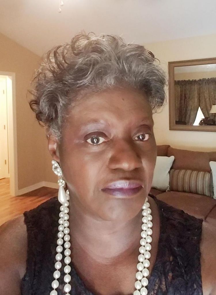 Minister Nona Beth Everett Profile Photo