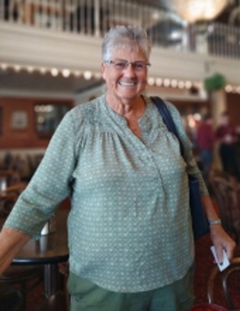 Christine Chapman Profile Photo