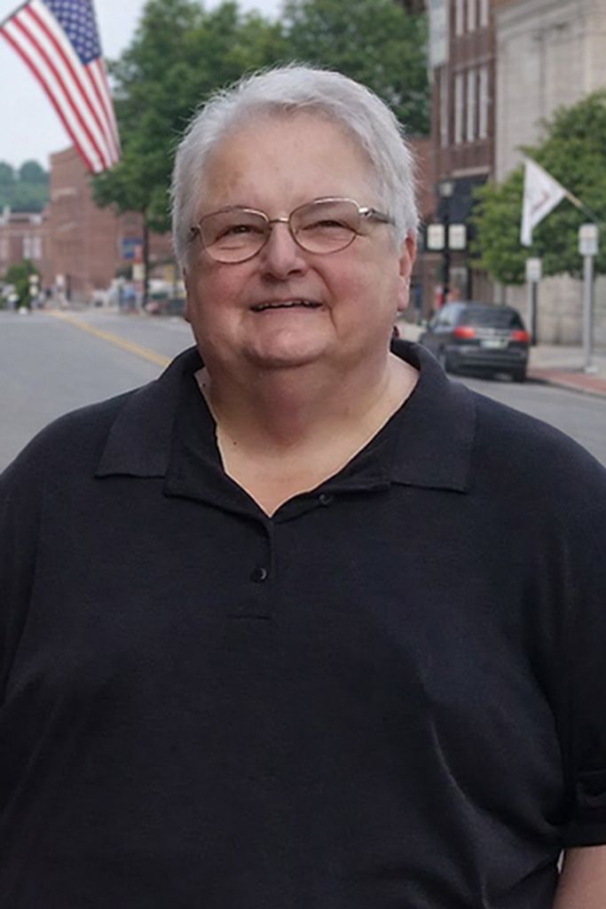 Donna Louise Oliver Profile Photo