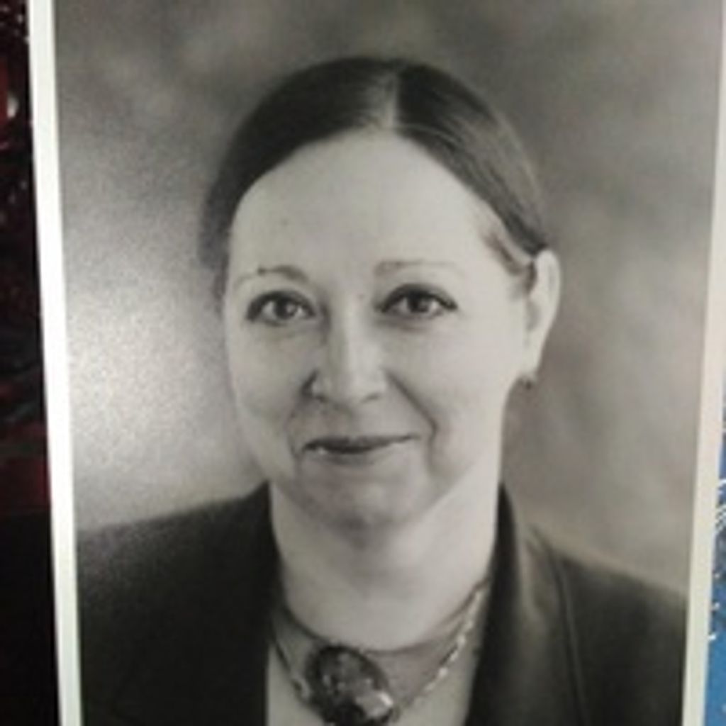 Pia Cryztal