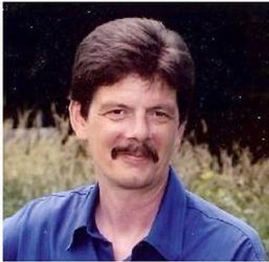 Milo Dennis White Profile Photo