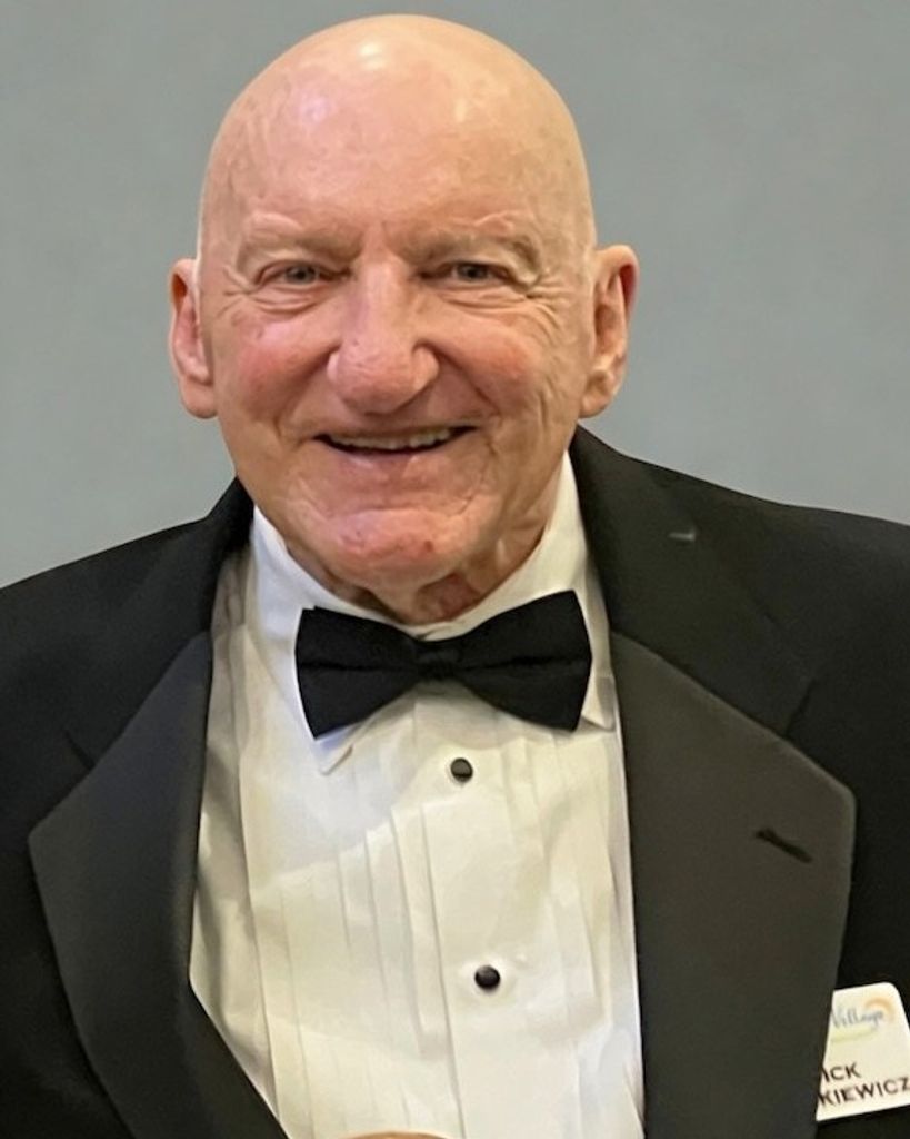 Richard Joseph Sienkiewicz Profile Photo