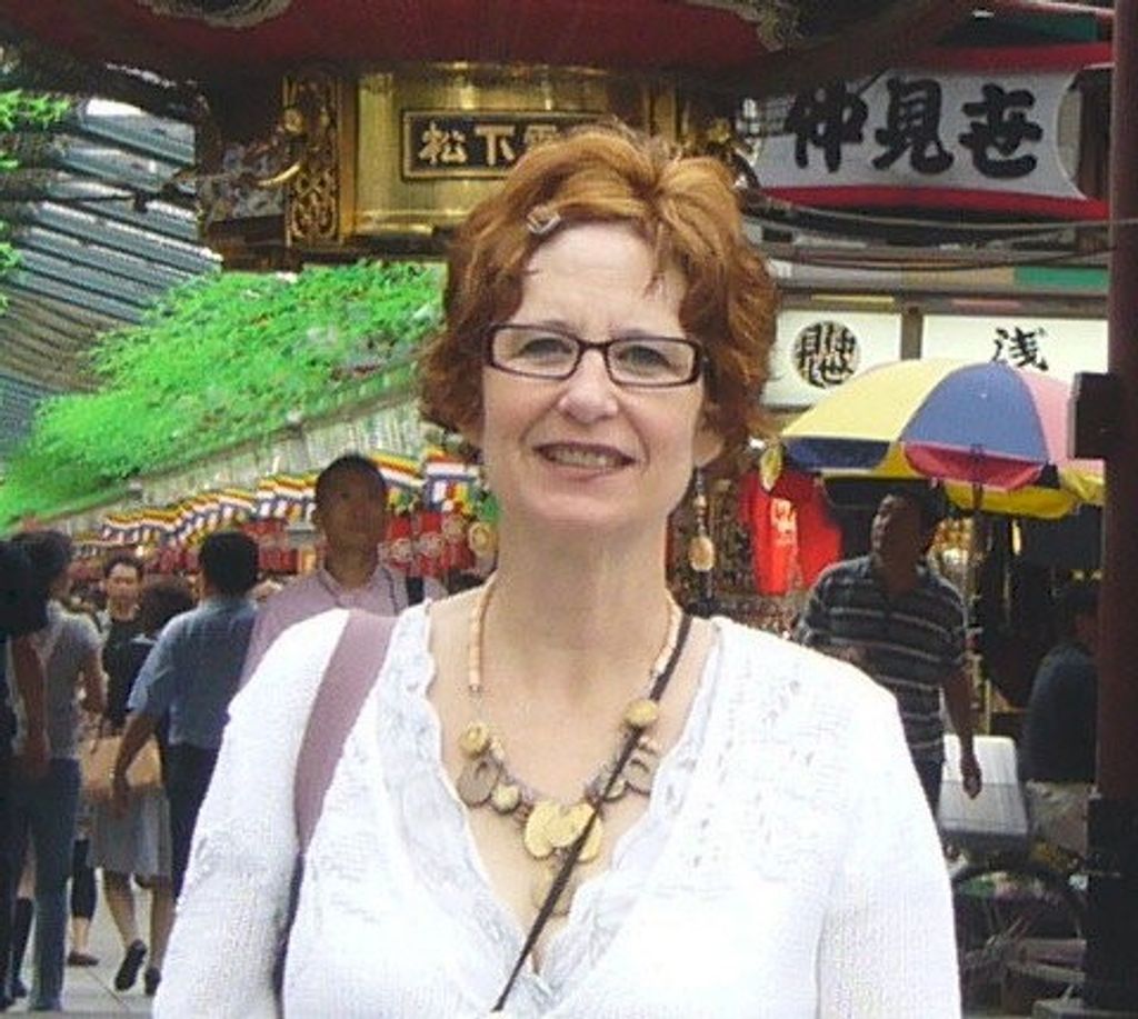 Stephanie J. Bloxdorf