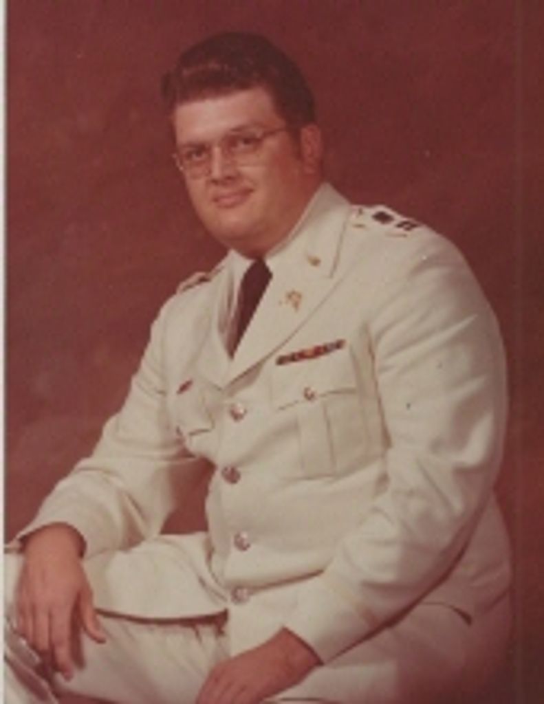 Walter M. Mike Symonds