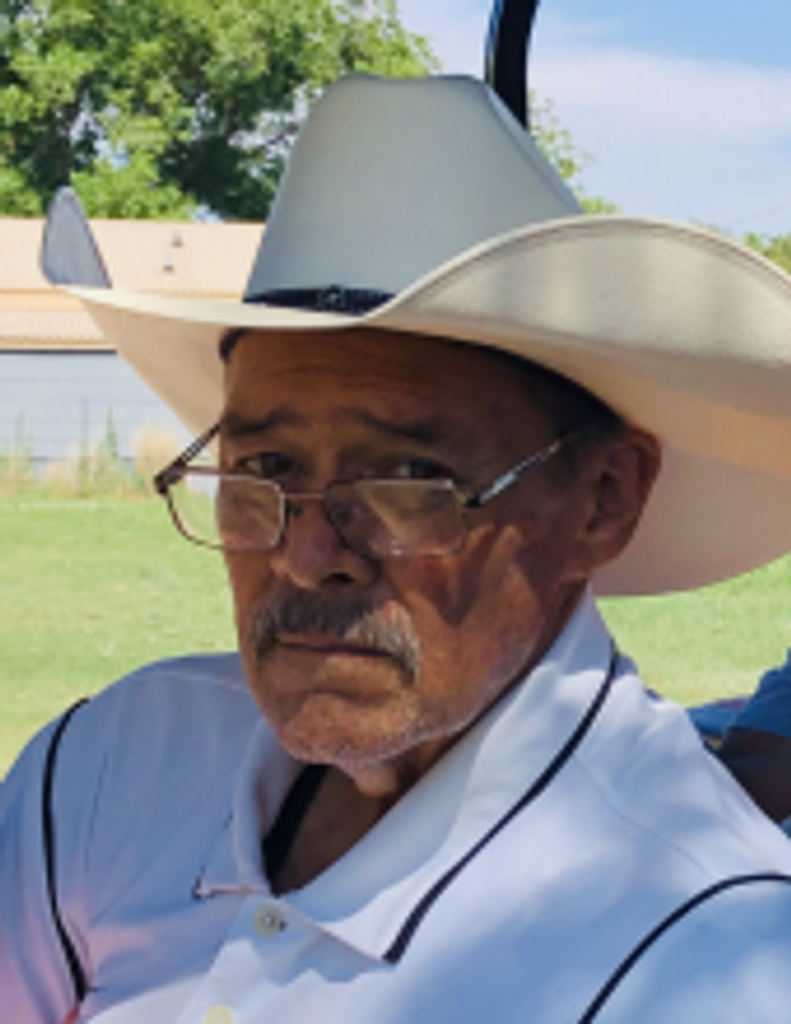Evaristo  Flores