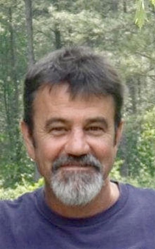 Jonathan Henry Mills Profile Photo