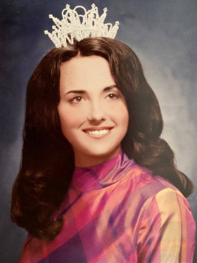 Melissa Young Lindsay