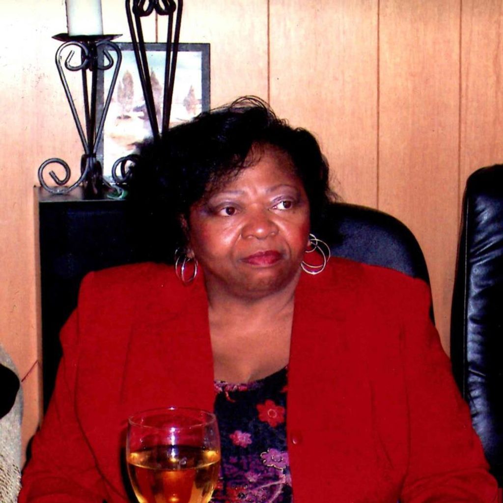 Arlene Beverly Smith