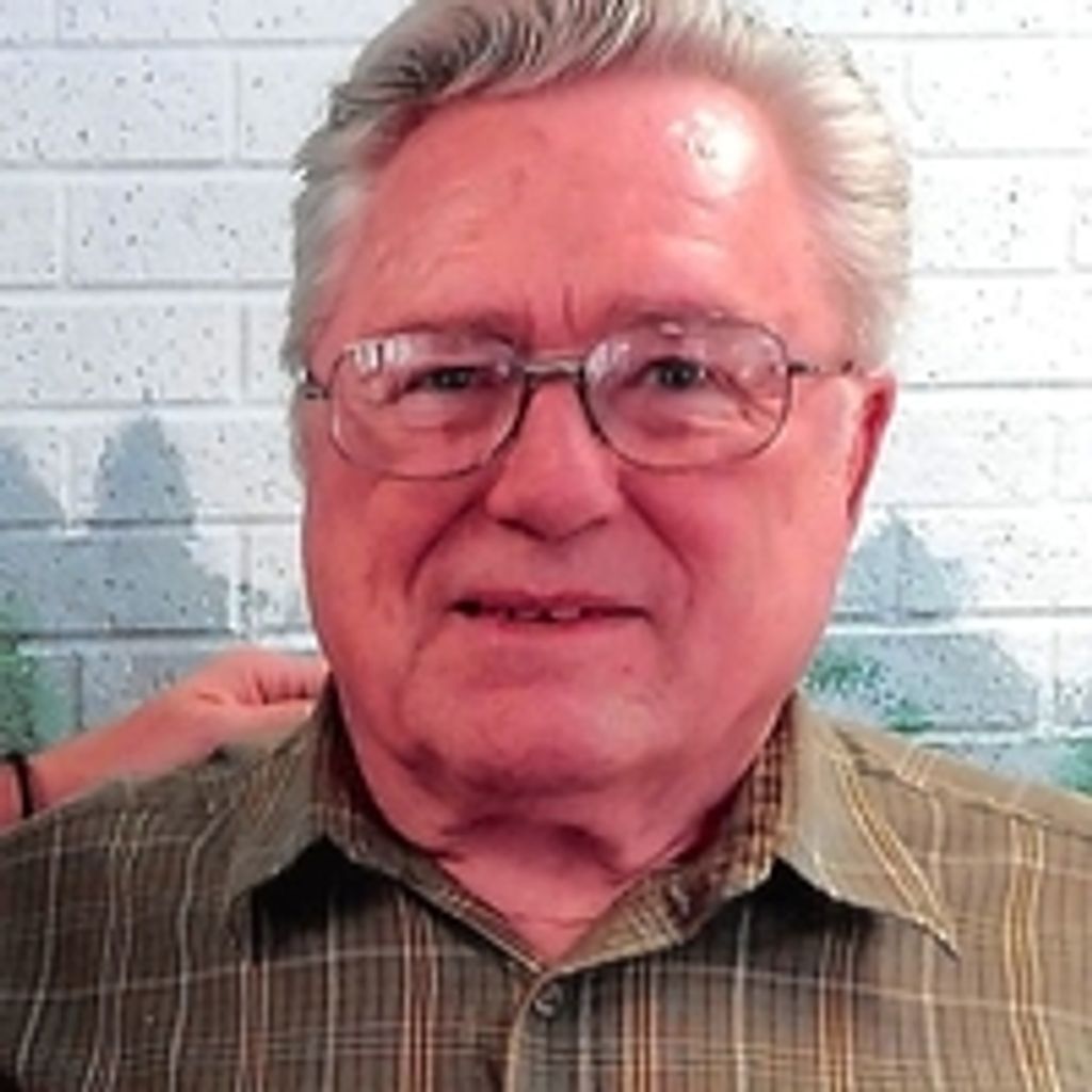 Larry D Peck