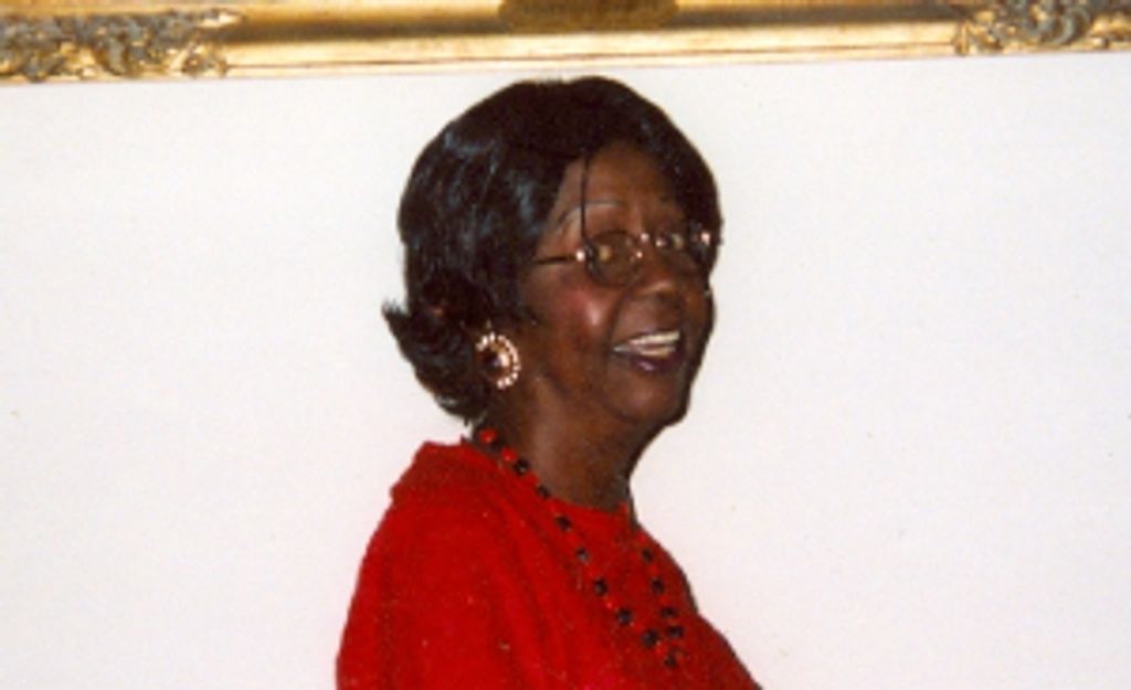 Maxine Giles